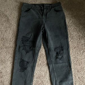 Distressed Boyfriend Jeans - Black